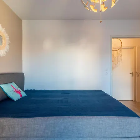 Les Lauriers By Interhome Apartamento