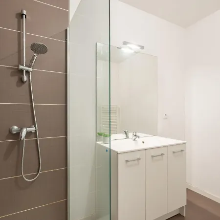 Les Lauriers By Interhome Lacanau